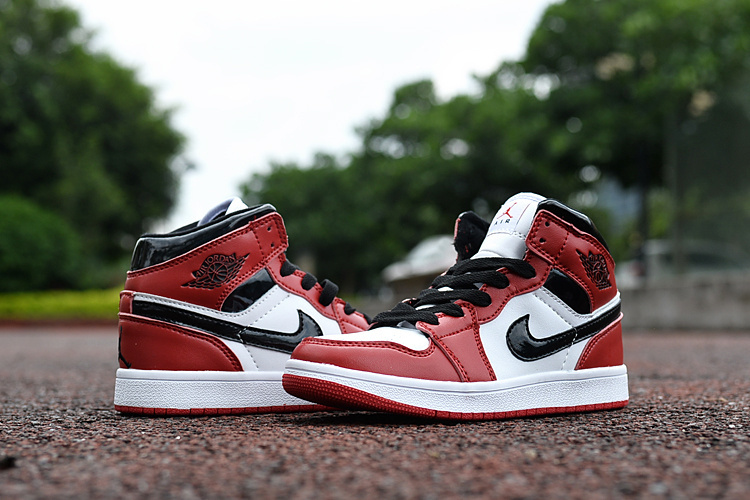 New Air Jordan 1 Chicago Red Black White Shoes For Kids