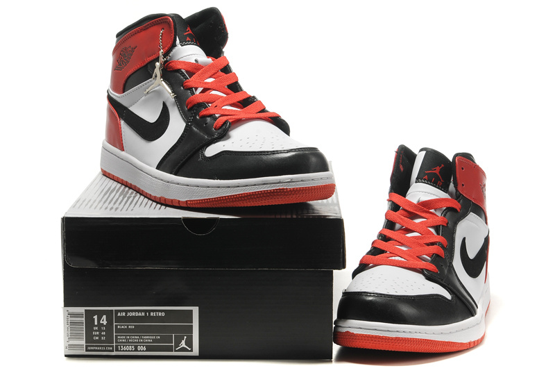 Air Jordan Retro 1 Red White Black